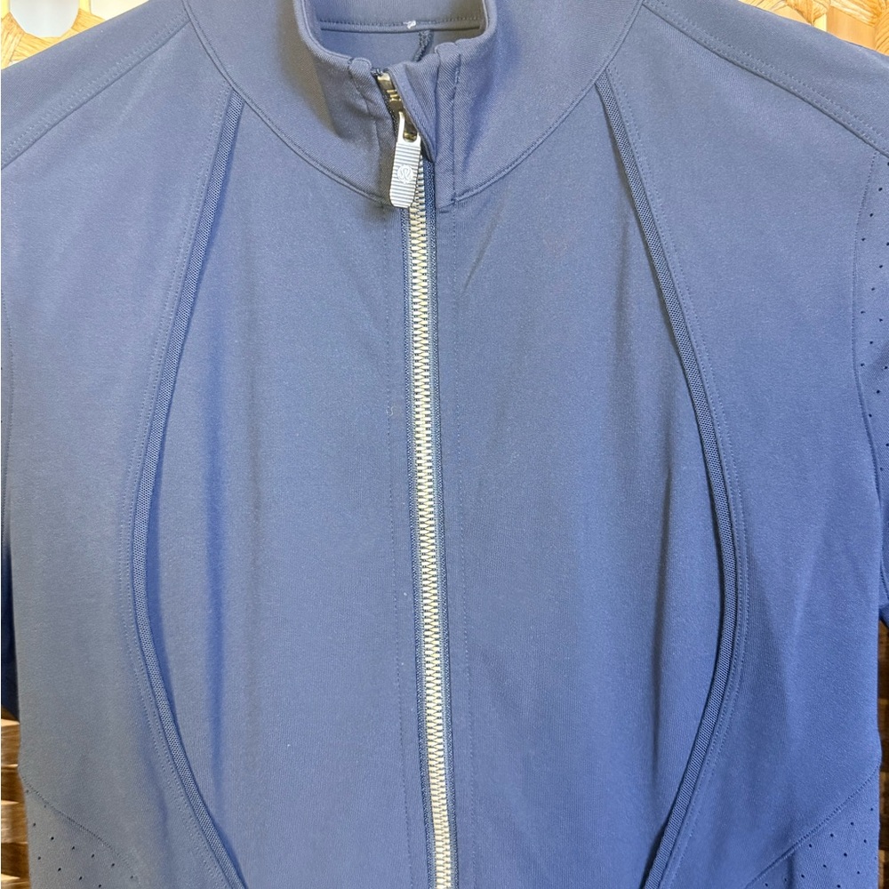 Lululemon Sleek Essentials Jacket Navy Blue Size 4 - Picture 4 of 9